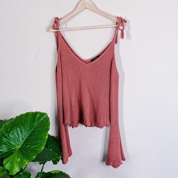 FOREVER 21 COLD SHOULDER KNIT BELL SLEEVE SWEATER - Picture 4 of 11